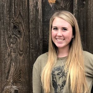 Meet your Posher, Sara